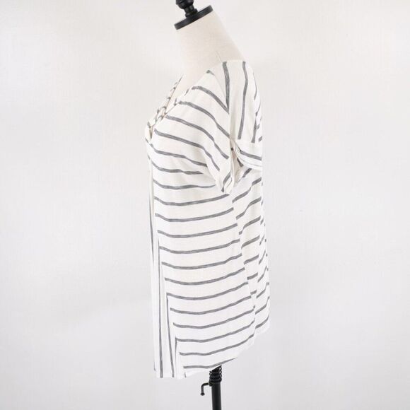 Chico's Size 0 White Gray Striped Shirt Dress Dress Rayon Blend Short Sleeve - Picture 5 of 10